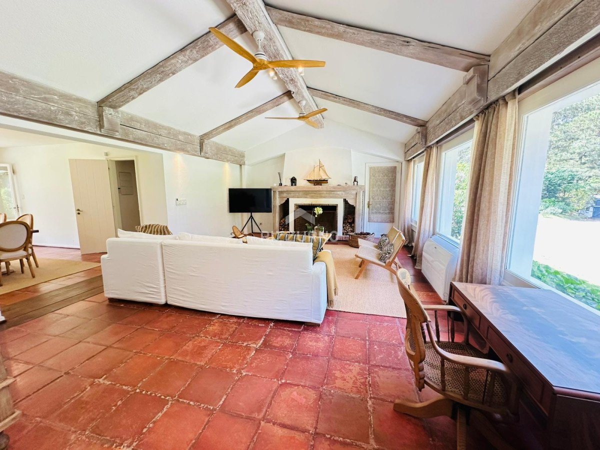 Casa Ref.1154 - Casa en Alquiler de temporada, Golf, Punta del Este