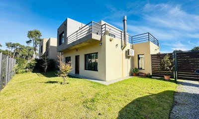 Casa en venta en Burnett