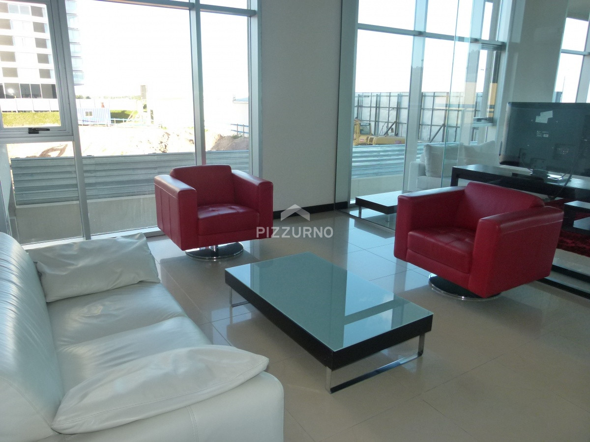 Apartamento Ref.692 - Alquiler torre lobos, tres dormitorios 