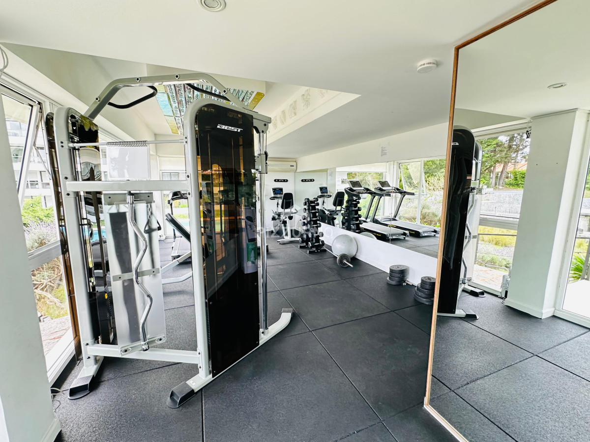 Apartamento Ref.1016 - Apartamento en alquiler con parrillero propio