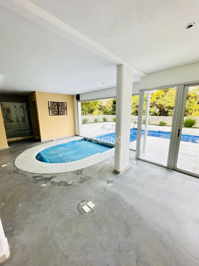 Apartamento Ref.986 - Apartamento en venta 2 dormitorios, Altos del Golf, Playa Brava!