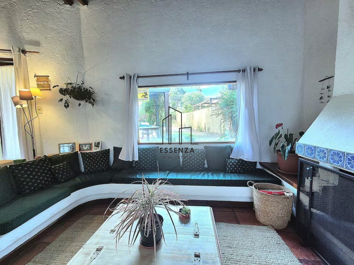 Casa ID.2 - Casa 3 dormitorios con piscina y barbacoa cercana al mar en Pinares 