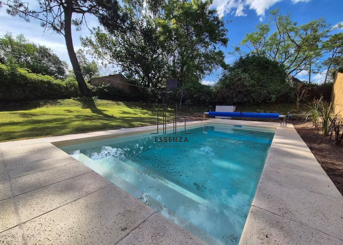 Casa ID.2 - Casa 3 dormitorios con piscina y barbacoa cercana al mar en Pinares 