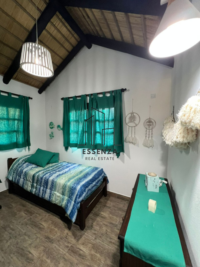 Casa ID.6 - Casa de 3 dormitorios + apartamento al fondo sobre la laguna  Punta del Este 