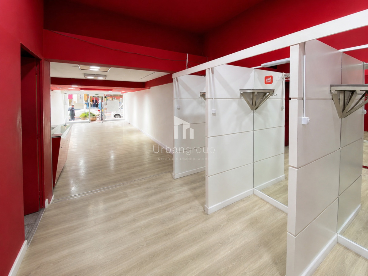 HERMOSO LOCAL COMERCIAL EN ALQUILER - PEATONAL 25, MINAS 3