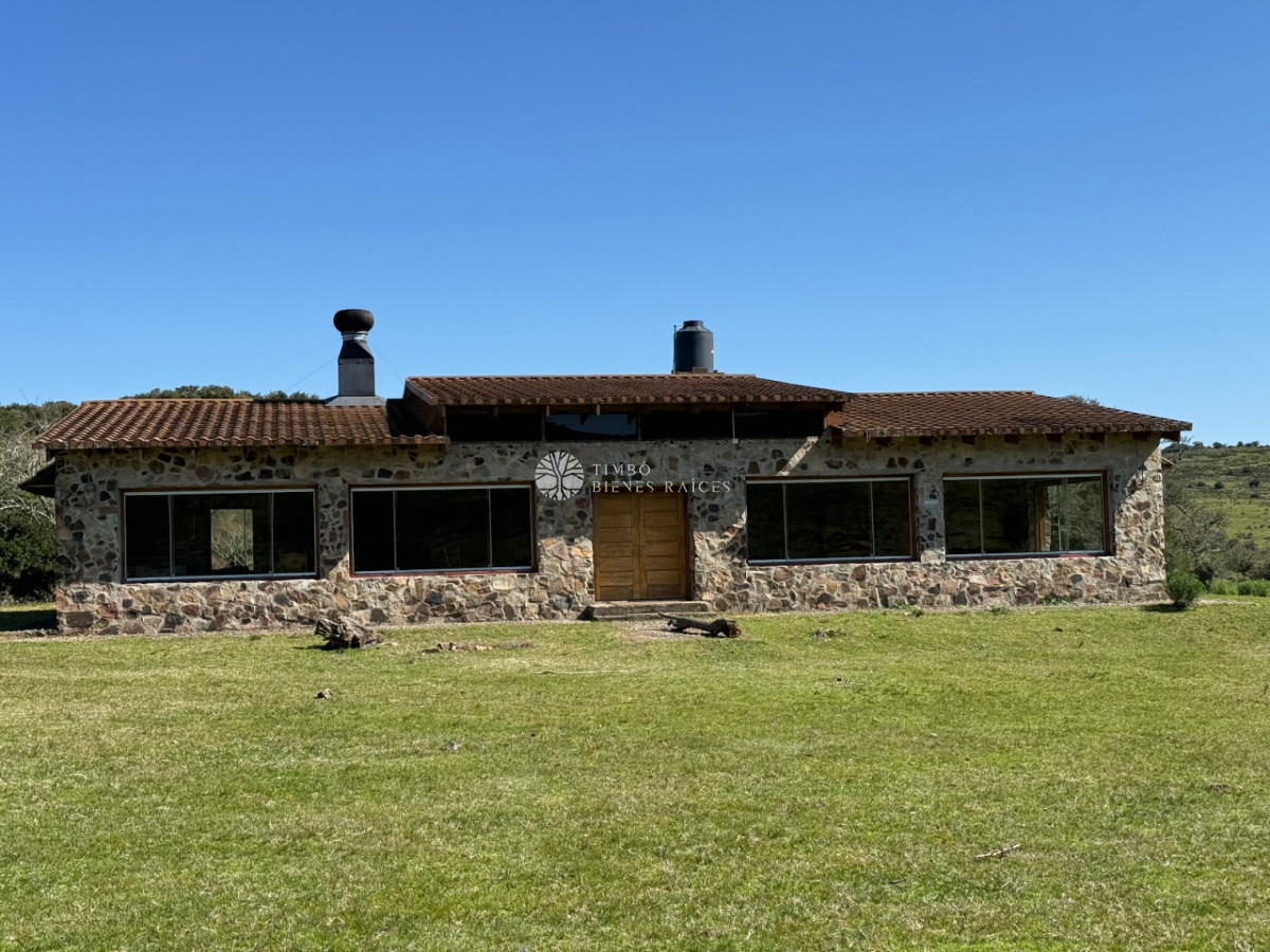 La Coronilla y Costas del Aiguá
