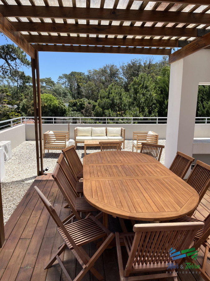 Apartamento ID.5026 - RINCON DEL INDIO - Duplex con parrilla propia