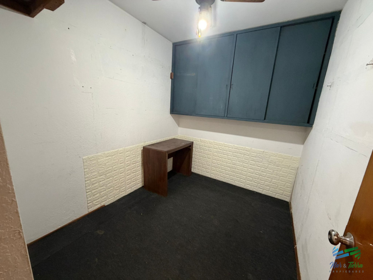 Local Comercial ID.5893 - EN VENTA LOCAL MUY BIEN UBICADO CON RENTA EN PENINSULA CALLE 29