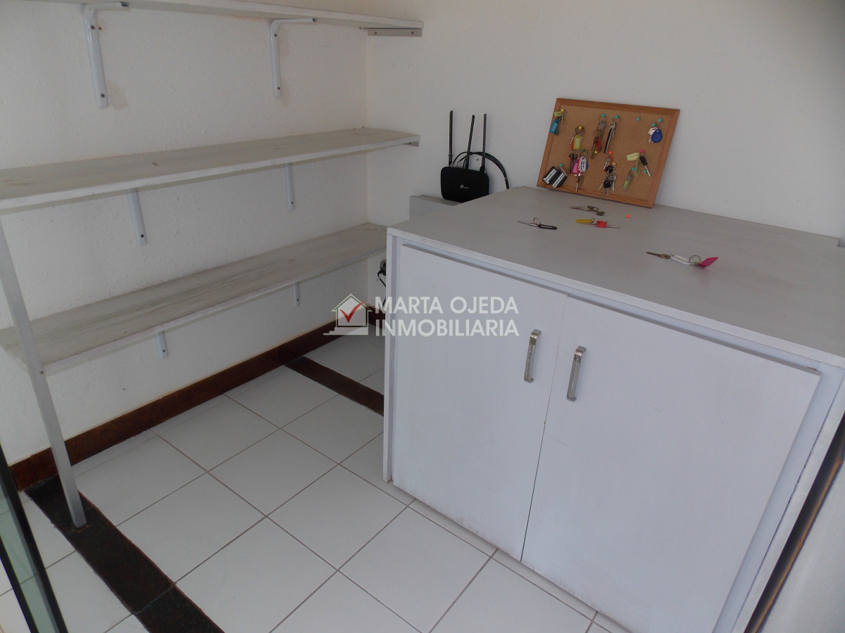 Local Comercial ID.41067 - IMPORTANTE LOCAL EN PENINSULA