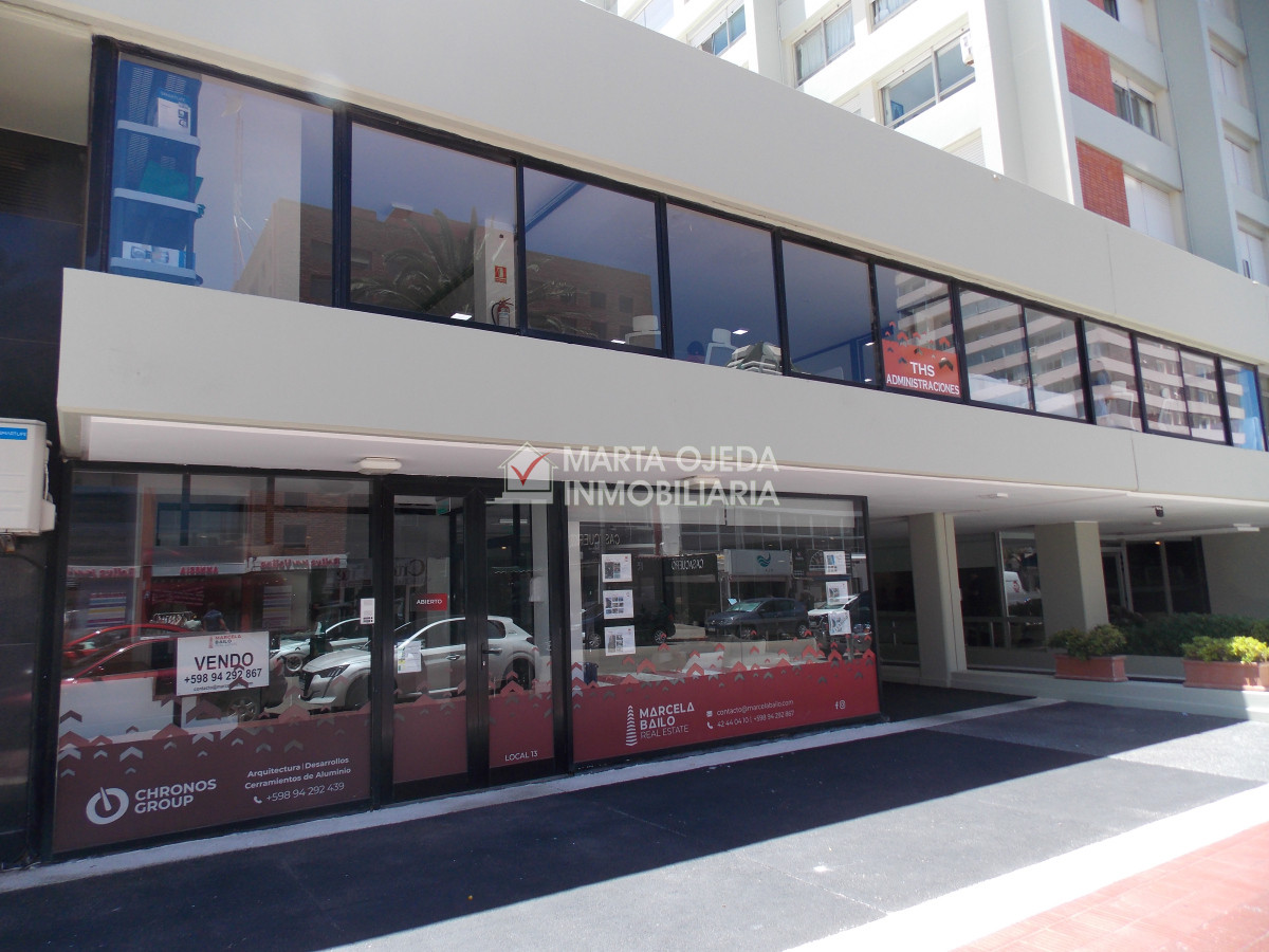 Local Comercial ID.41062 - Gran local comercial ubicado en zona estratégica en la PENÍNSULA de PUNTA del ESTE.