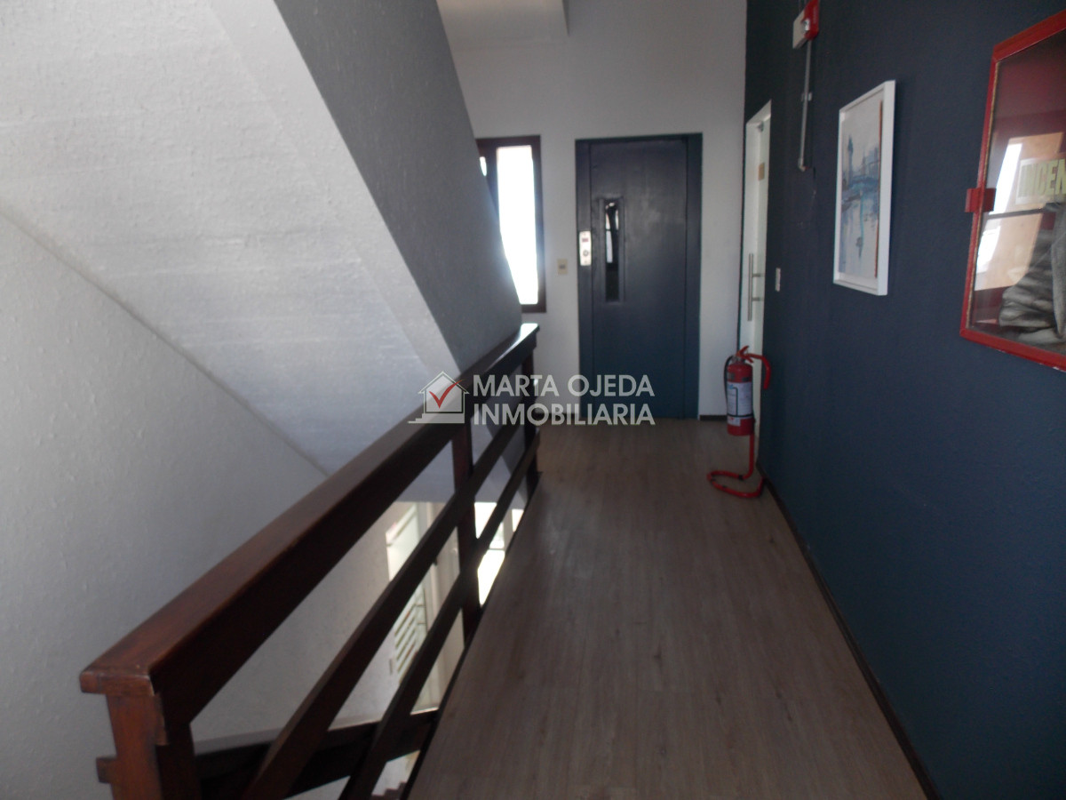 Local Comercial ID.41066 - LOCAL IDEAL PARA CONSULTORIO U OFICINA