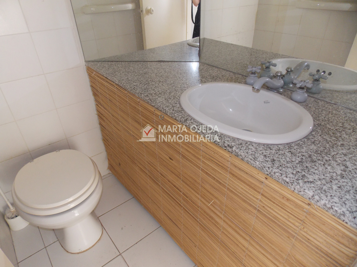 Local Comercial ID.41067 - IMPORTANTE LOCAL EN PENINSULA