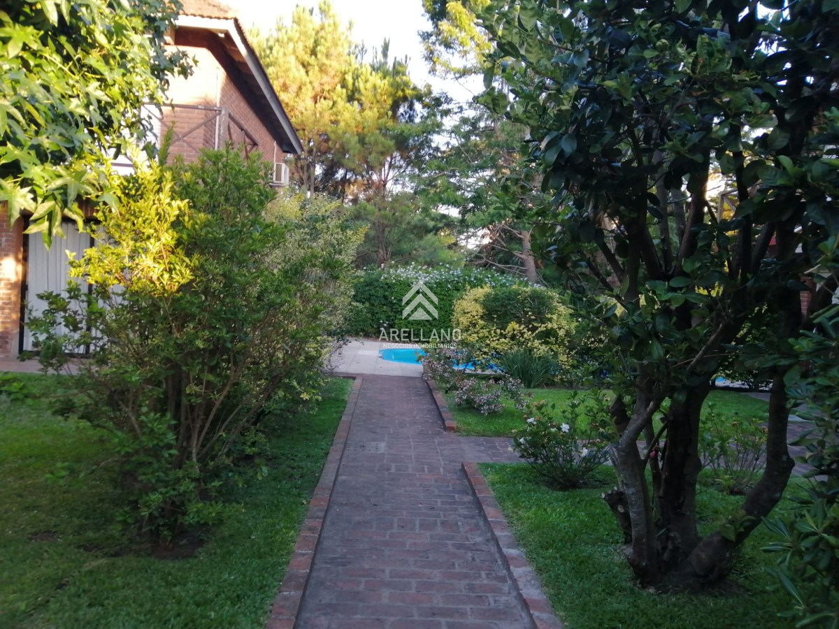 Apartamento ID.4647 - Venta duplex con parrillero 