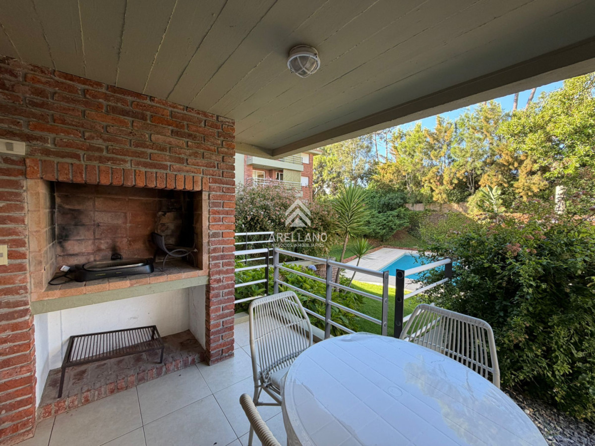 Apartamento ID.6113 - Venta Apartamento 1 dormitorio en Rincón del Indio, a 1 cuadra del mar