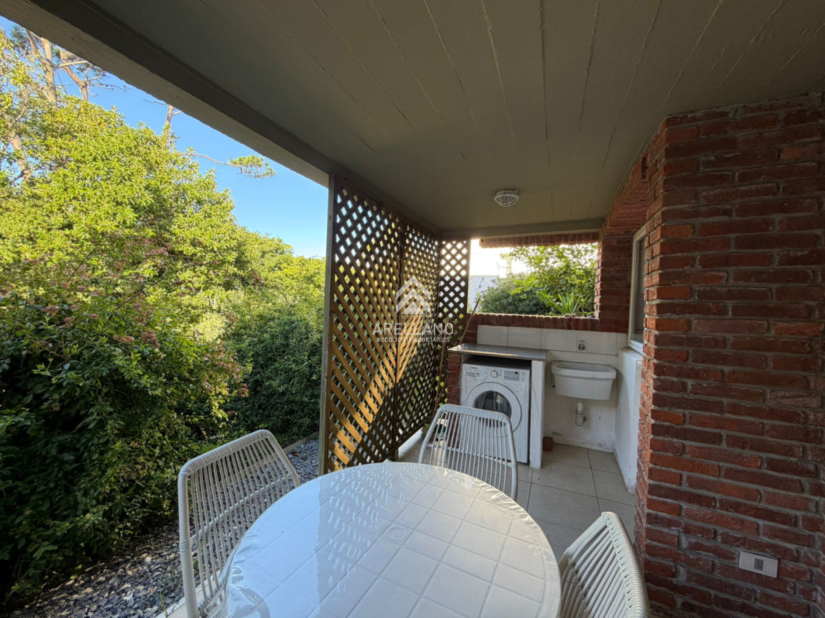Apartamento ID.6113 - Venta Apartamento 1 dormitorio en Rincón del Indio, a 1 cuadra del mar