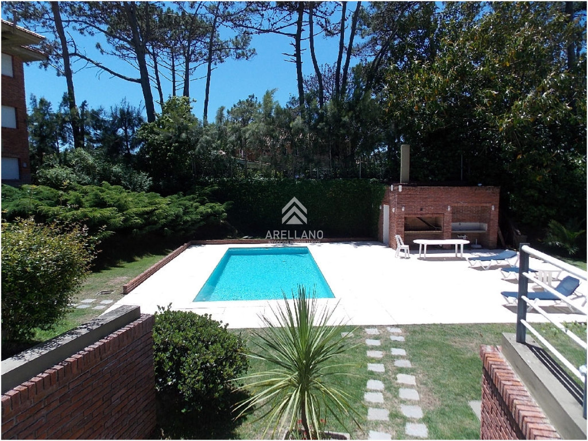 Apartamento ID.6113 - Venta Apartamento 1 dormitorio en Rincón del Indio, a 1 cuadra del mar