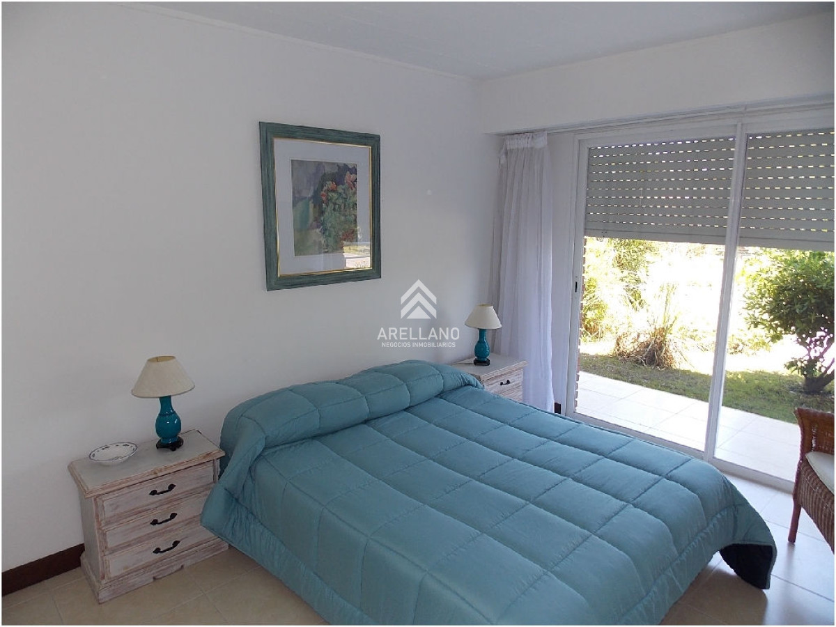 Apartamento ID.6113 - Venta Apartamento 1 dormitorio en Rincón del Indio, a 1 cuadra del mar