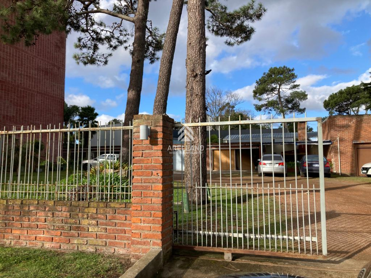 Apartamento ID.2229 - Venta apartamento 3 dormitorios 