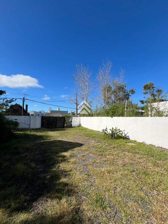 Casa ID.5047 - MANANTIALES A 2 CUADRAS DEL MAR