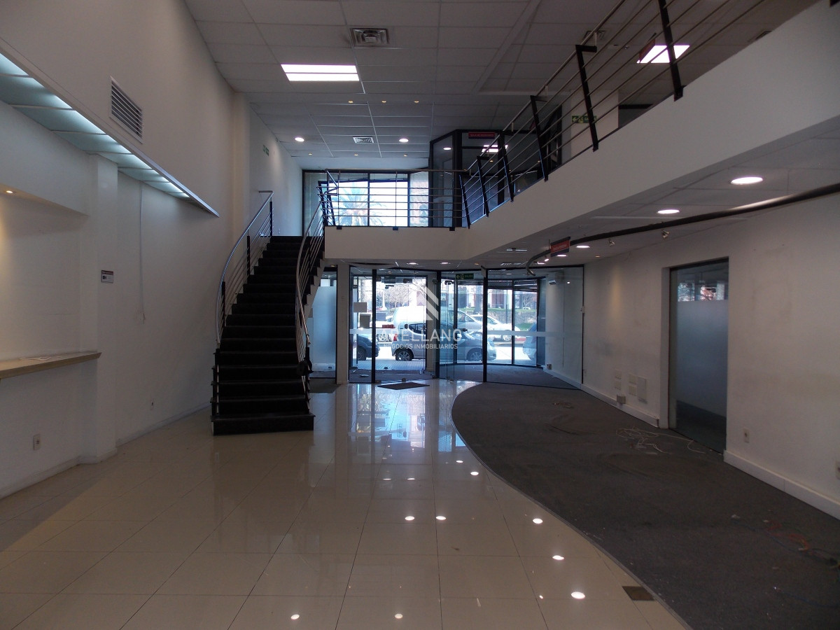 Local Comercial ID.4699 - Venta local comercial Maldonado 