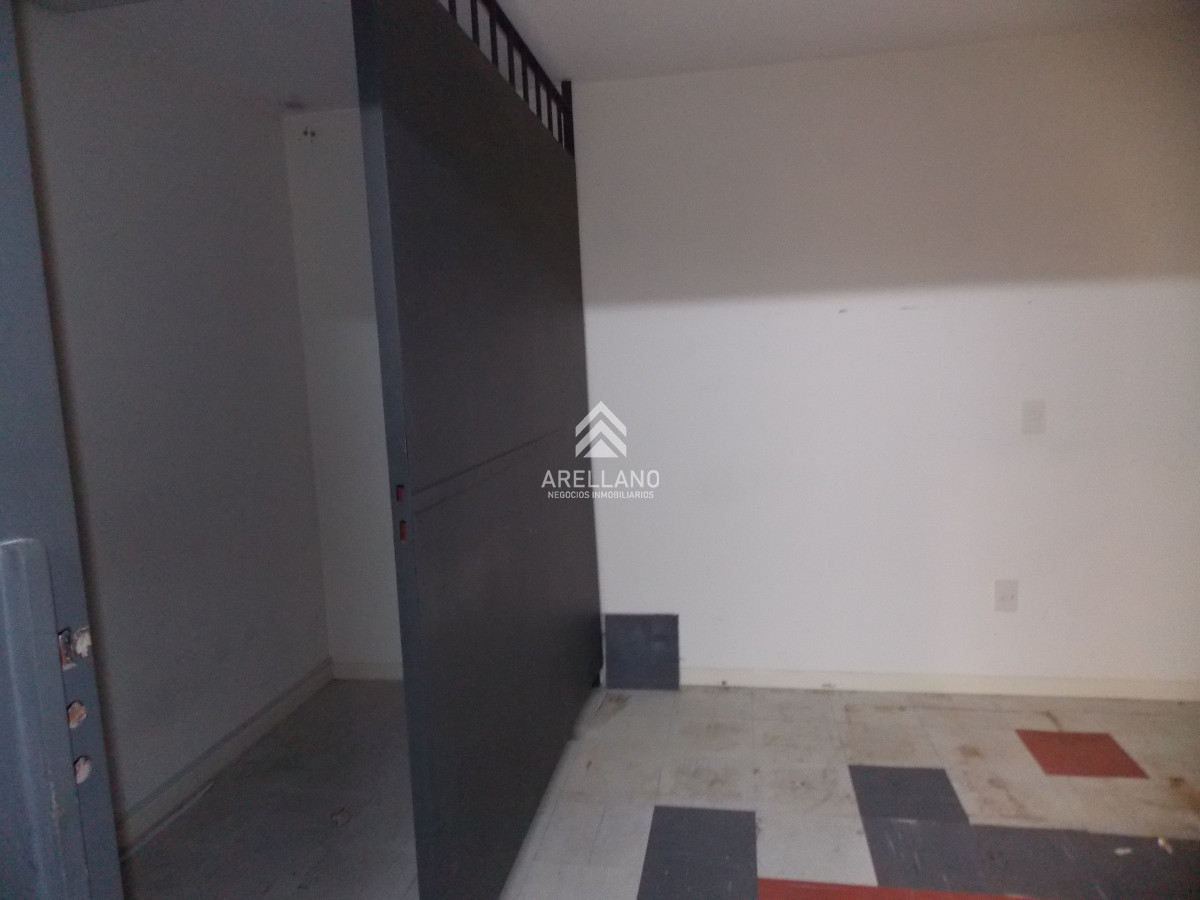 Local Comercial ID.4699 - Venta local comercial Maldonado 