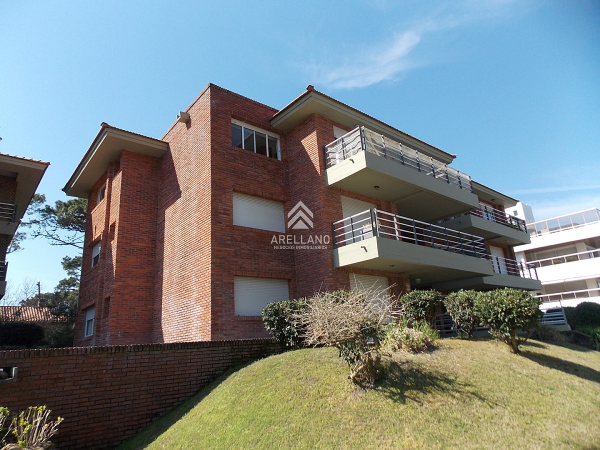 Apartamento ID.6113 - Venta Apartamento 1 dormitorio en Rincón del Indio, a 1 cuadra del mar
