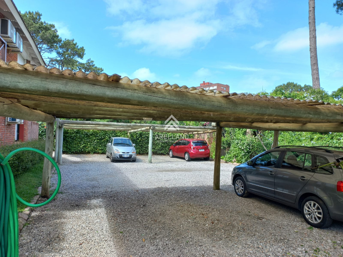 Apartamento ID.4647 - Venta duplex con parrillero 