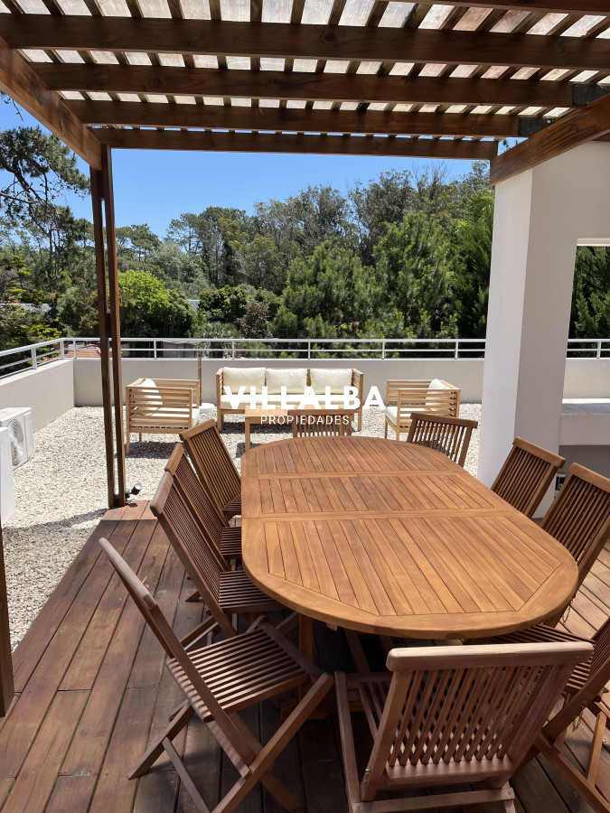 Apartamento ID.3914 - RINCON DEL INDIO - Duplex con parrilla propia