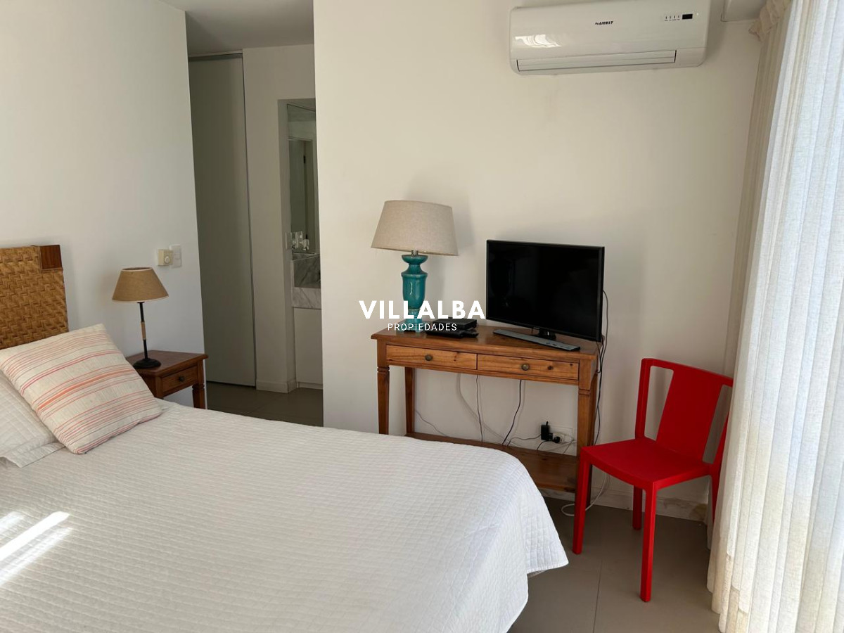 Apartamento ID.3914 - RINCON DEL INDIO - Duplex con parrilla propia