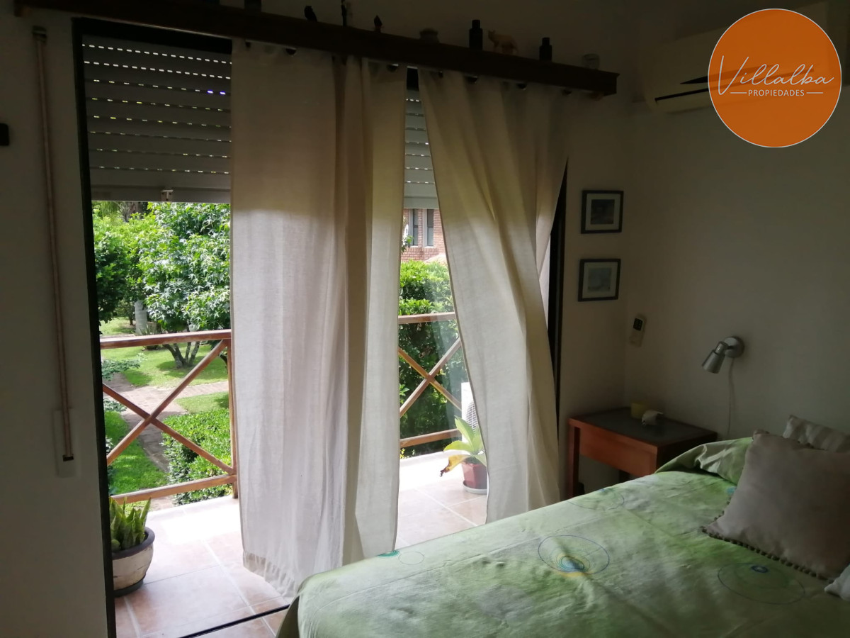 Apartamento ID.3714 - IMPERDIBLE!!! C PARRILLERO PROPIO DUPLEX TIPO CASA ZONA CANTEGRIL