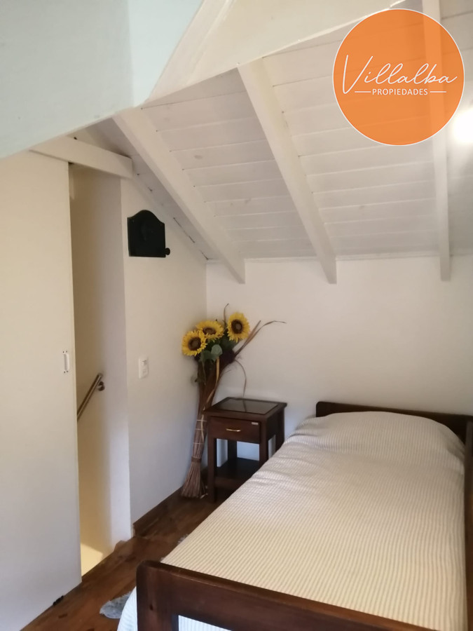 Apartamento ID.3714 - IMPERDIBLE!!! C PARRILLERO PROPIO DUPLEX TIPO CASA ZONA CANTEGRIL