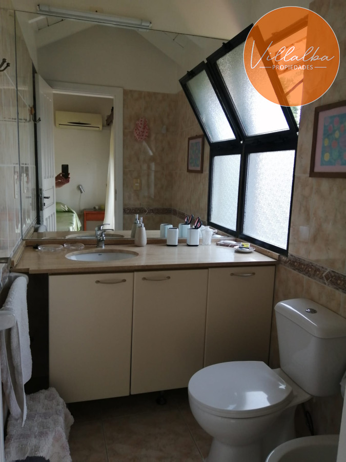 Apartamento ID.3714 - IMPERDIBLE!!! C PARRILLERO PROPIO DUPLEX TIPO CASA ZONA CANTEGRIL