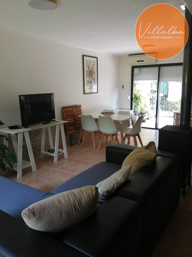 Apartamento ID.3714 - IMPERDIBLE!!! C PARRILLERO PROPIO DUPLEX TIPO CASA ZONA CANTEGRIL