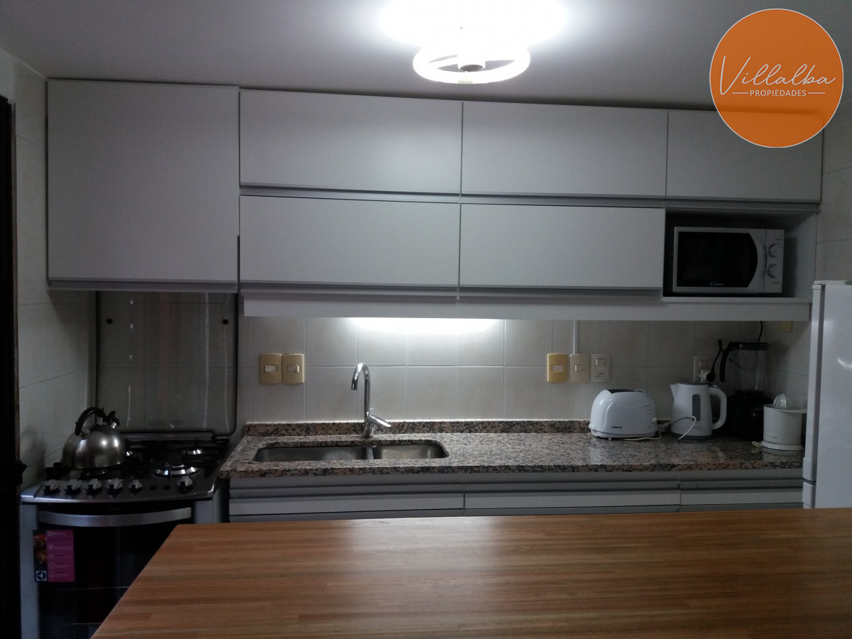 Apartamento ID.3714 - IMPERDIBLE!!! C PARRILLERO PROPIO DUPLEX TIPO CASA ZONA CANTEGRIL