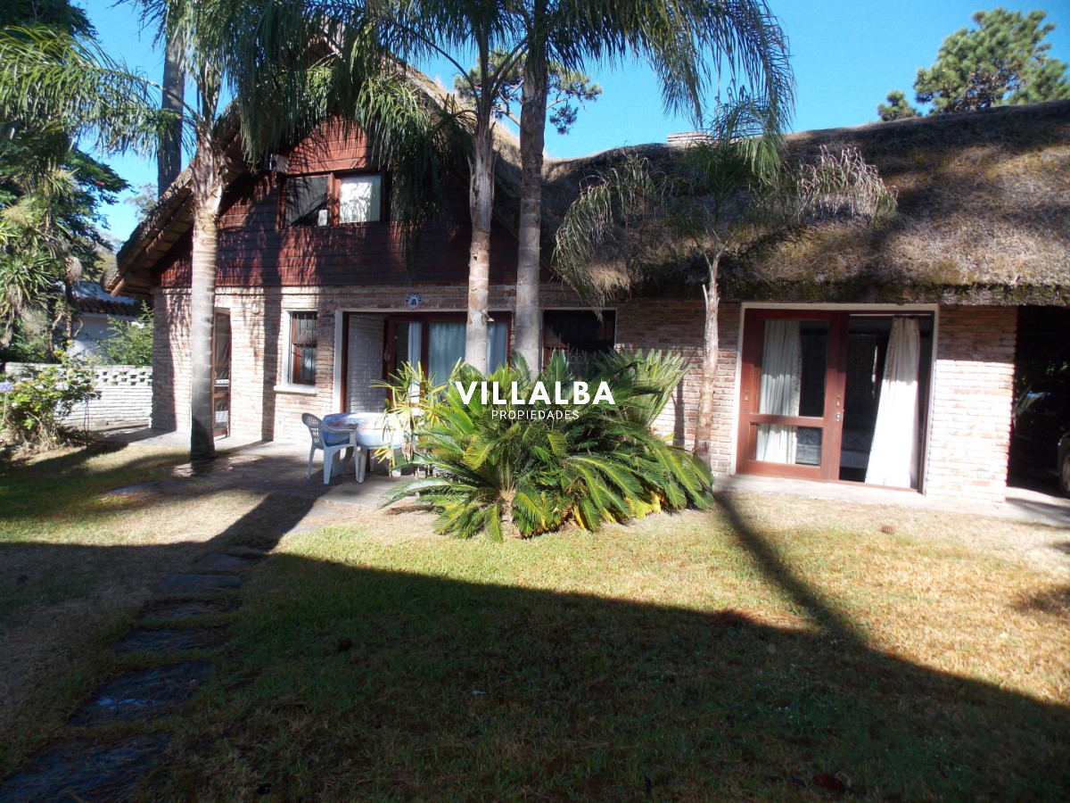 Apartamento ID.4008 - MANSA -PINARES PARADA 32 A 200METROS DE LA RAMBLA