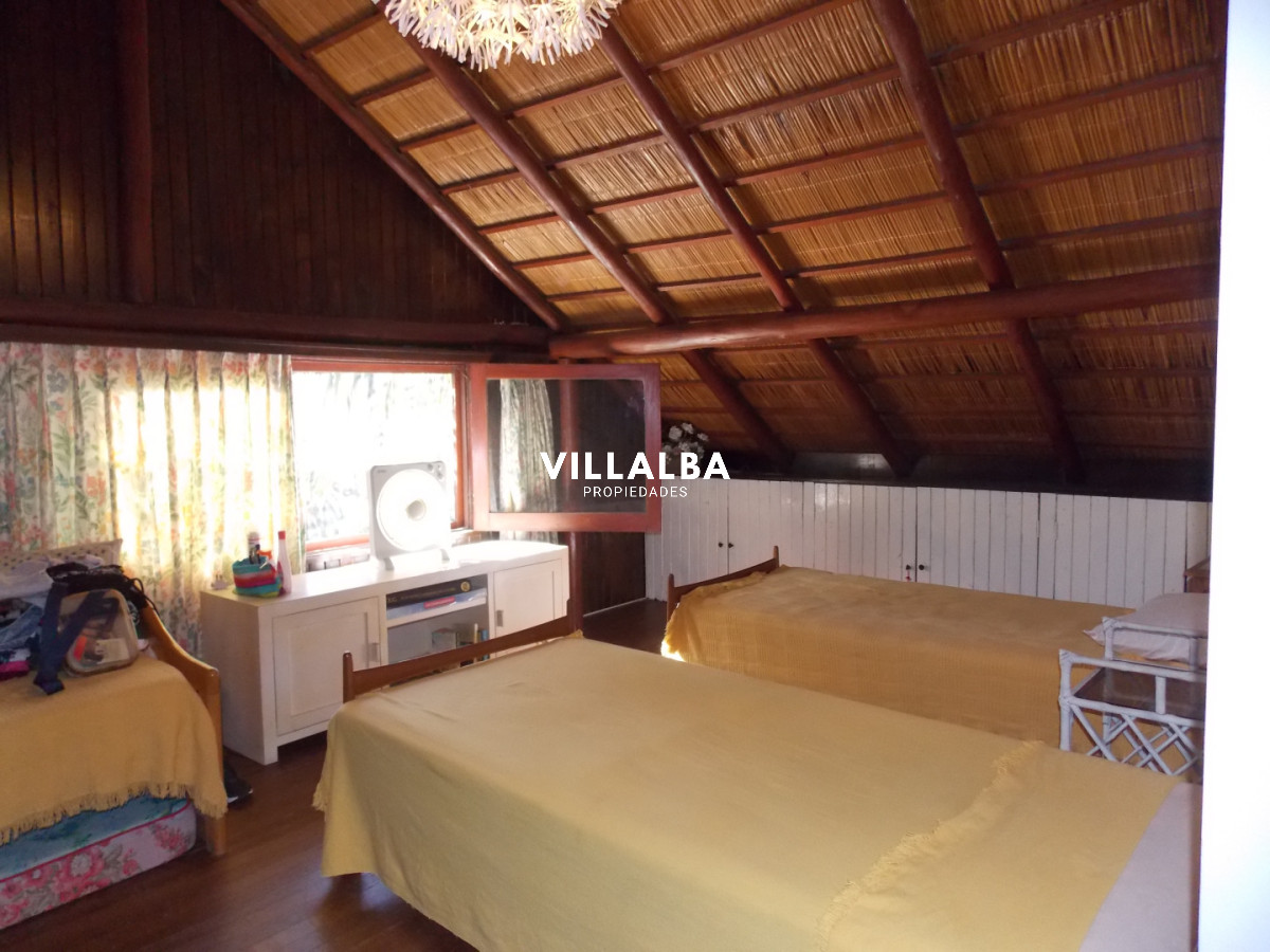 Apartamento ID.4008 - MANSA -PINARES PARADA 32 A 200METROS DE LA RAMBLA