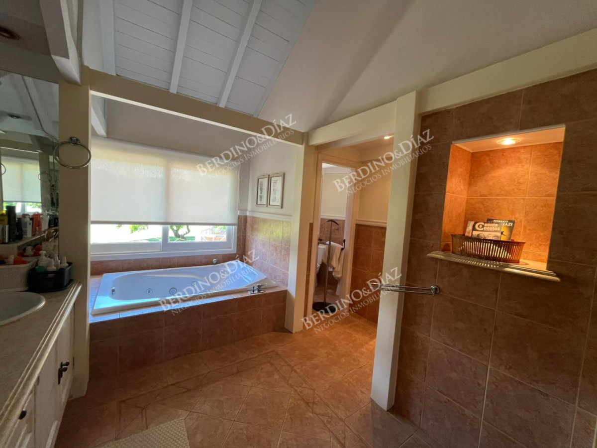 Casa ID.3139 - CASA EN EL GOLF LINDERA AL GREEN