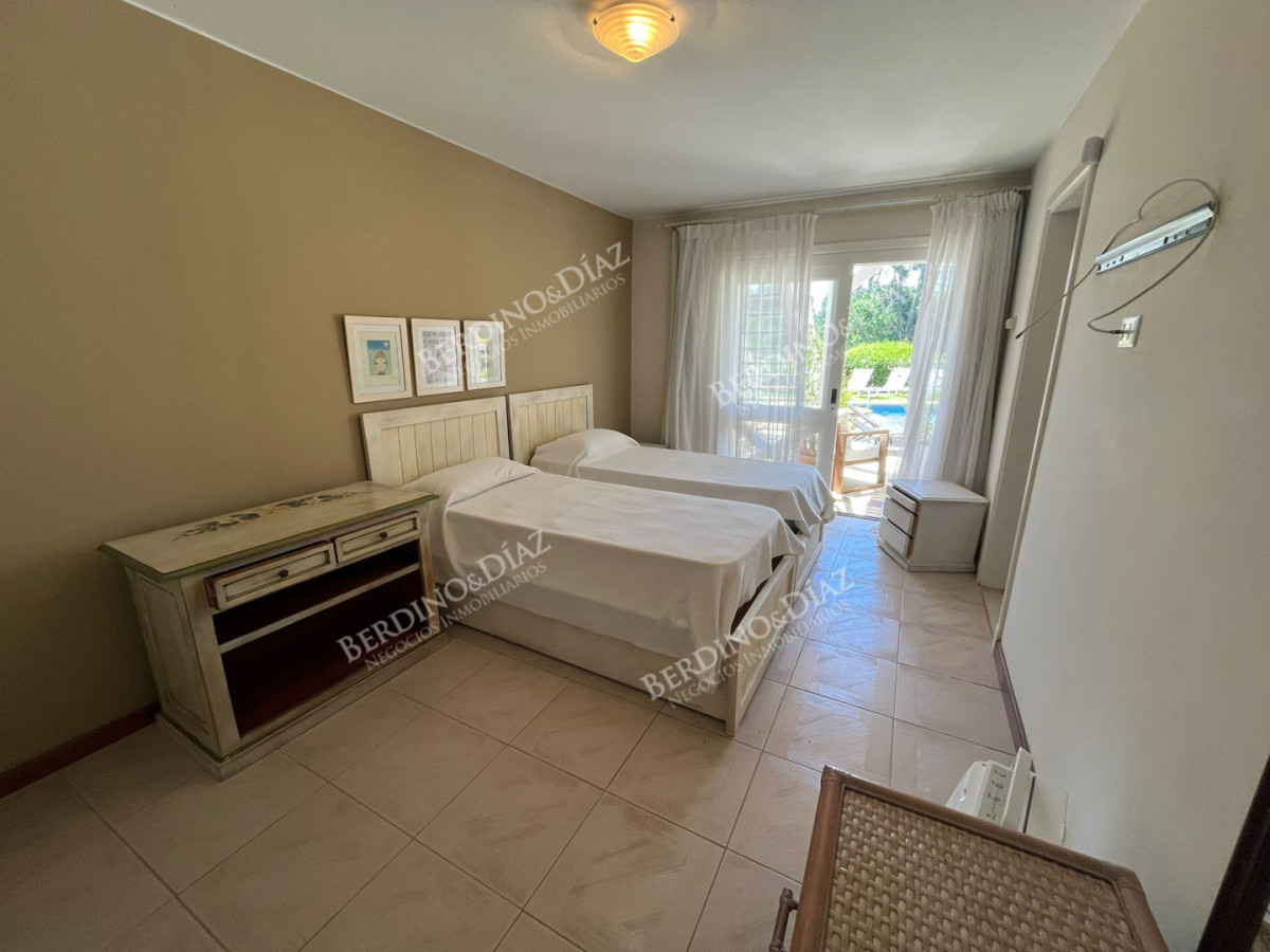 Casa ID.3139 - CASA EN EL GOLF LINDERA AL GREEN
