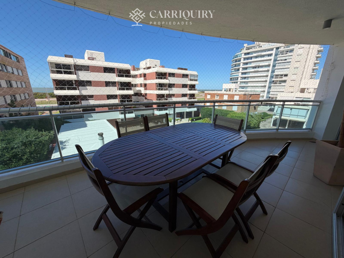 Apartamento ID.9773 - Apartamento en Brava, 3 dormitorios 