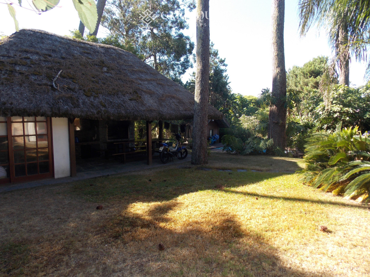 Casa ID.9951 - MANSA -PINARES PARADA 32 A 200 METROS DE LA RAMBLA