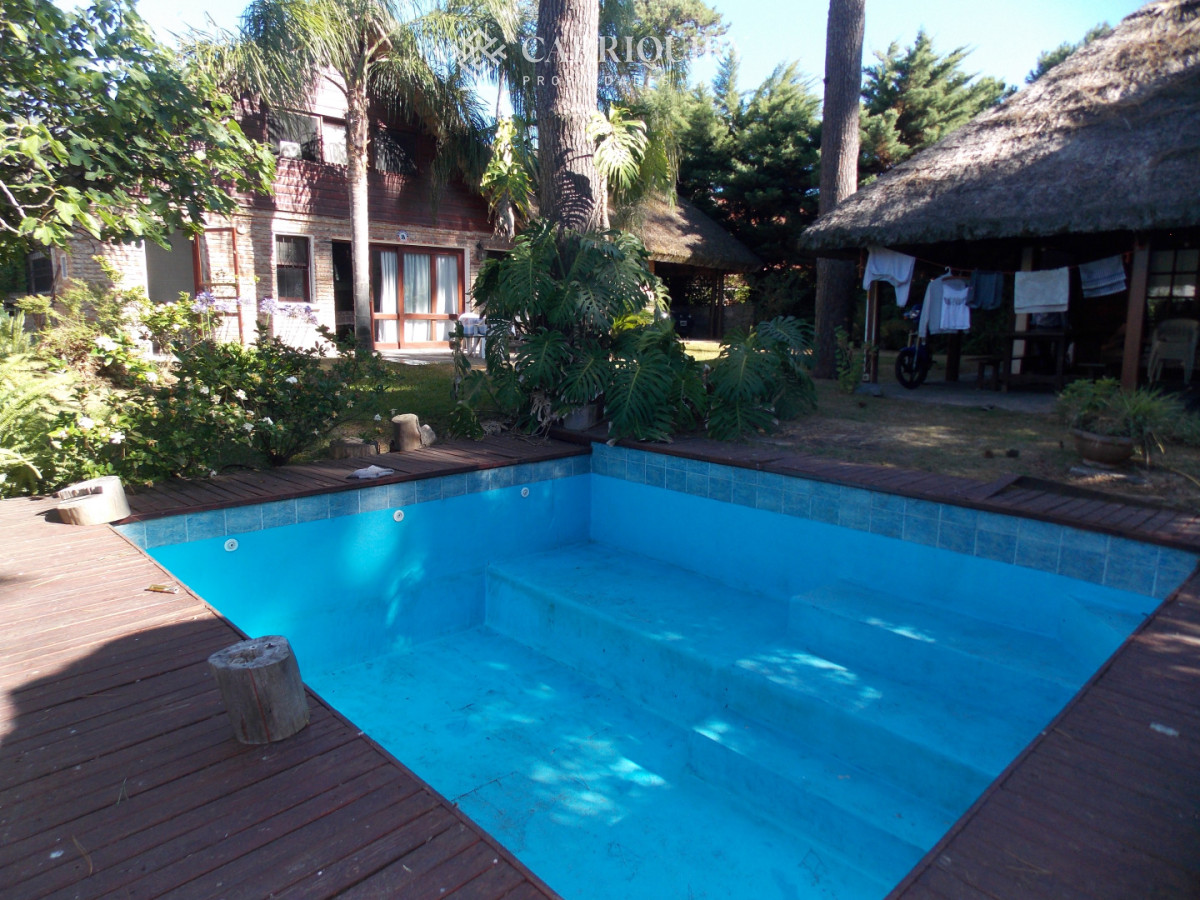 Casa ID.9951 - MANSA -PINARES PARADA 32 A 200 METROS DE LA RAMBLA