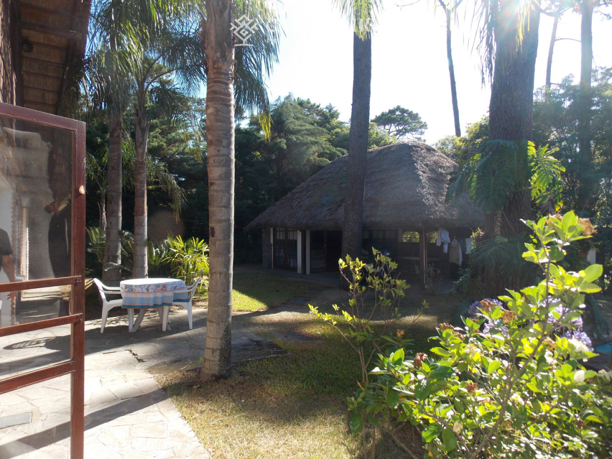 Casa ID.9951 - MANSA -PINARES PARADA 32 A 200 METROS DE LA RAMBLA