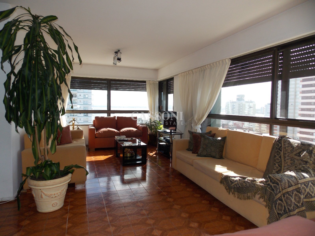 Apartamento ID.2491 - CLÁSICA TORRE EN PENÍNSULA CON VISTA DE TODOS LOS AMBIENTES