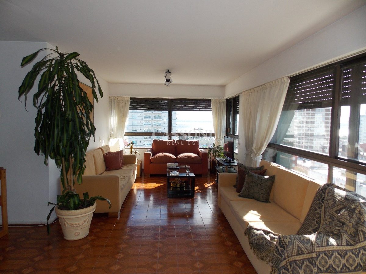 Apartamento ID.2491 - CLÁSICA TORRE EN PENÍNSULA CON VISTA DE TODOS LOS AMBIENTES