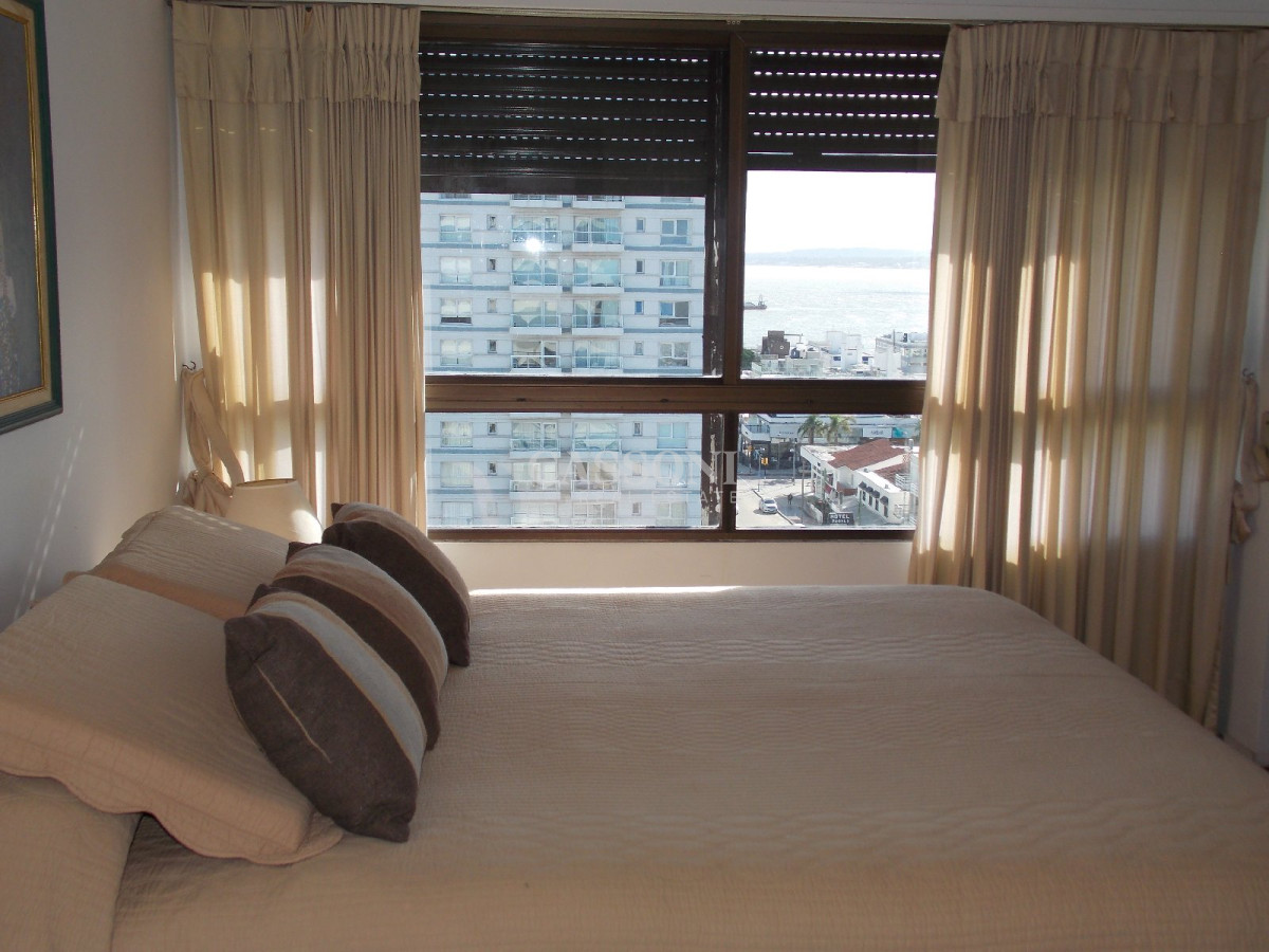 Apartamento ID.2491 - CLÁSICA TORRE EN PENÍNSULA CON VISTA DE TODOS LOS AMBIENTES