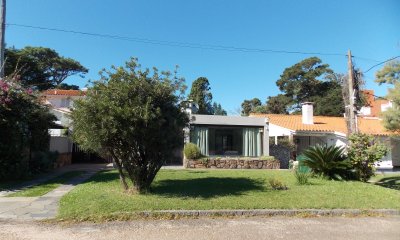 CASA EN MANSA A PASOS DE LA RAMBLA