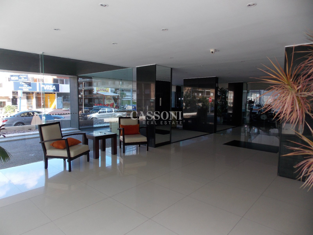 Apartamento ID.2491 - CLÁSICA TORRE EN PENÍNSULA CON VISTA DE TODOS LOS AMBIENTES