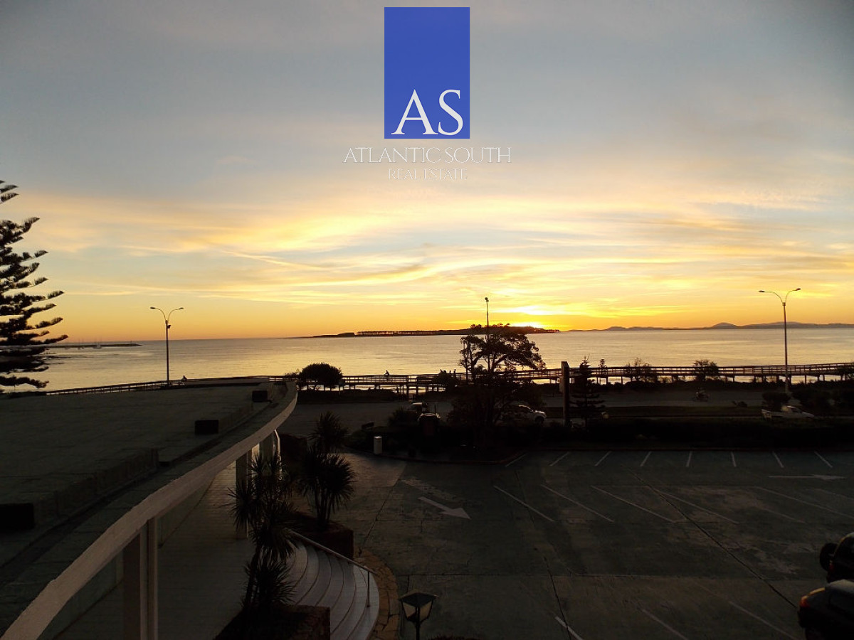 Apartamento ID.4113 - Apartamento 1 dormitorio primera línea de la Mansa Edificio Icónico de Punta del Este
