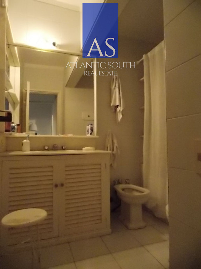 Apartamento ID.4113 - Apartamento 1 dormitorio primera línea de la Mansa Edificio Icónico de Punta del Este