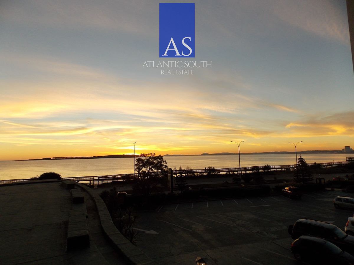 Apartamento ID.4113 - Apartamento 1 dormitorio primera línea de la Mansa Edificio Icónico de Punta del Este